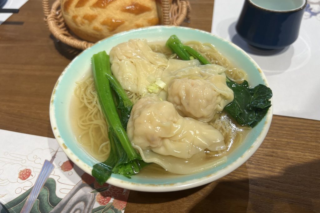 Cantonese Wonton Noodles (Yuntun Mian) for First-Timers