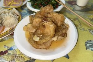 Northeast Chinese guo bao rou sweet-and-sour crispy pork with carrots and pineapple