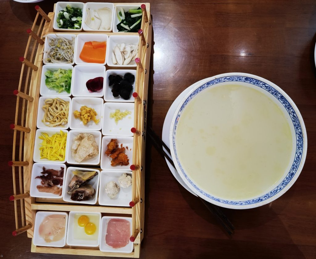 Yunnan Crossing-the-Bridge Noodles (Guoqiao Mixian) for First-Timers